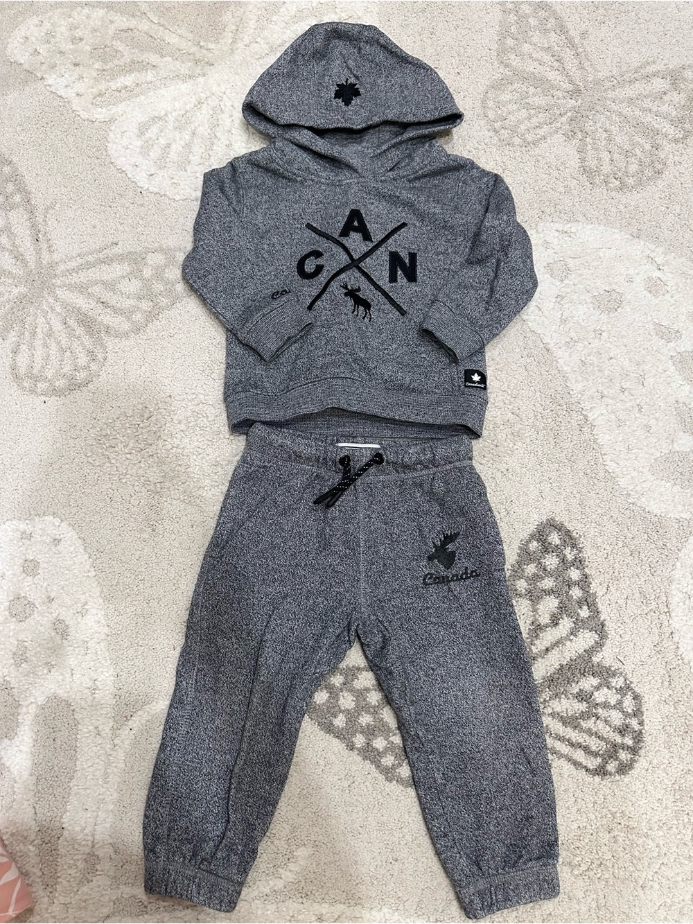 Toddler Canadiana Heathered Grey/Black Hooded Sweatshirt & Jogger Set Size 2T